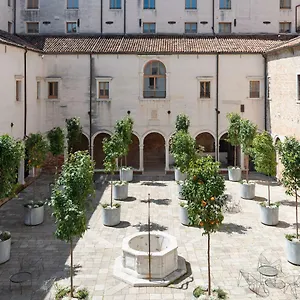 https://we_crociferi.hotelinveneto.com